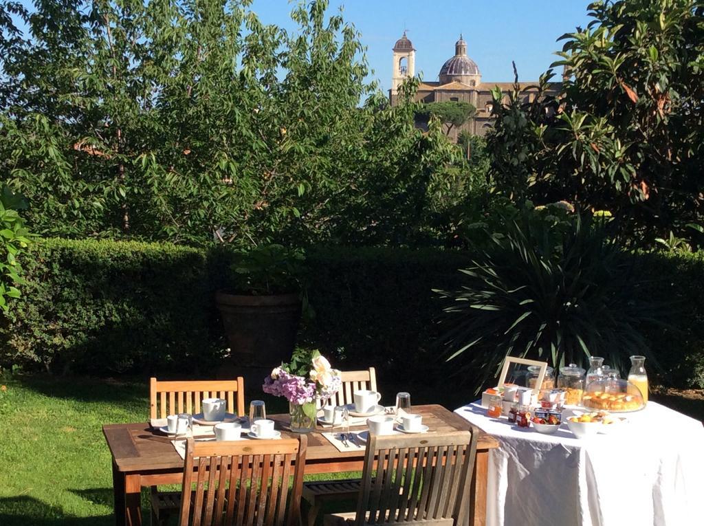 Frühstückspension A Piazza Del Gesu 3*